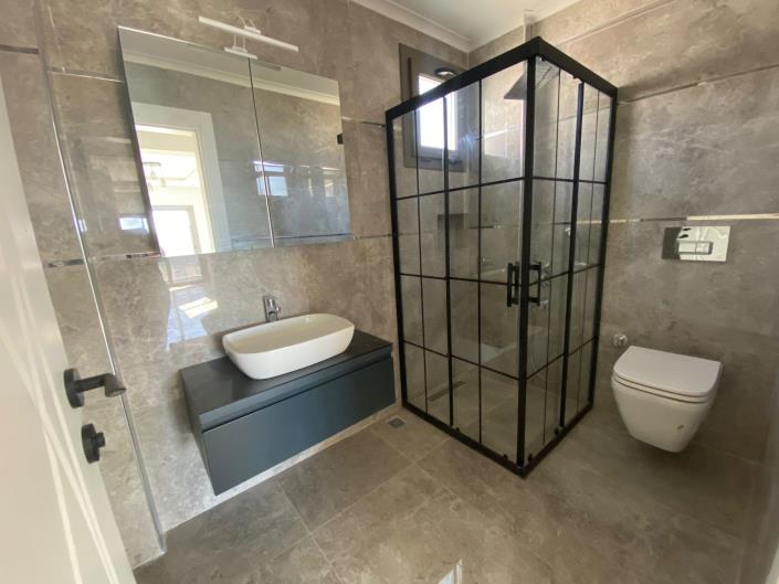 Image No.11-4 Bed Villa / Detached for sale