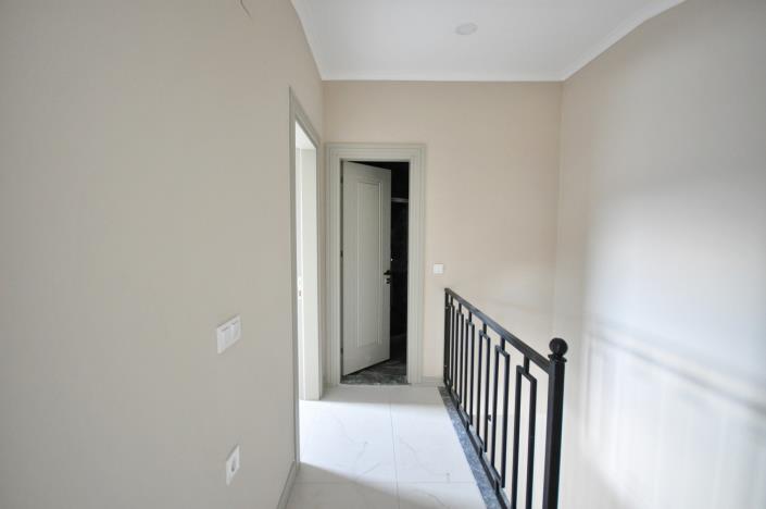 Image No.9-2 Bed Duplex for sale