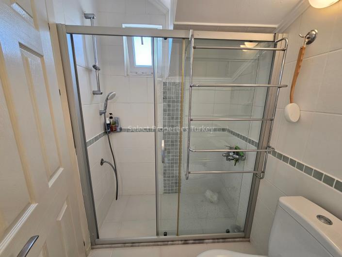 Image No.40-3 Bed Apartment for sale