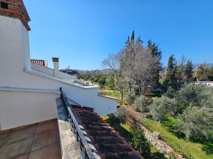 Image No.45-3 Bed Apartment for sale