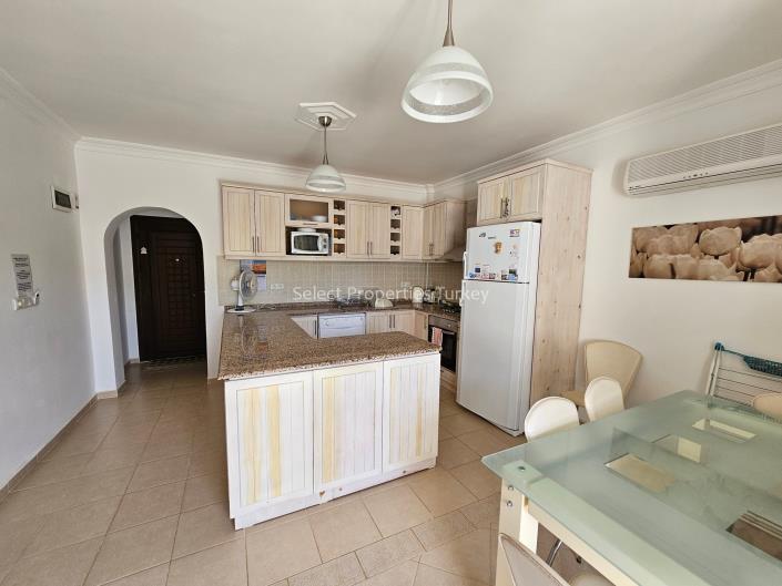 Image No.15-4 Bed Apartment for sale