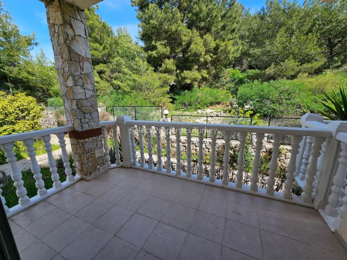 Image No.24-4 Bed Apartment for sale