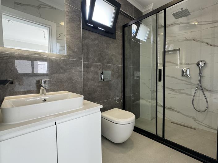 Image No.16-4 Bed House/Villa for sale