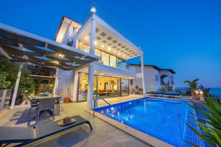 Image No.1-Villa / Détaché de 5 chambres à vendre à Kalkan