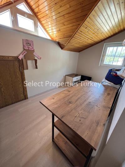 Image No.25-3 Bed Apartment for sale