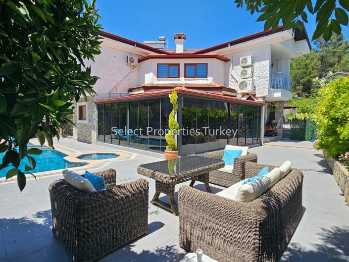 Image No.4-4 Bed Villa for sale