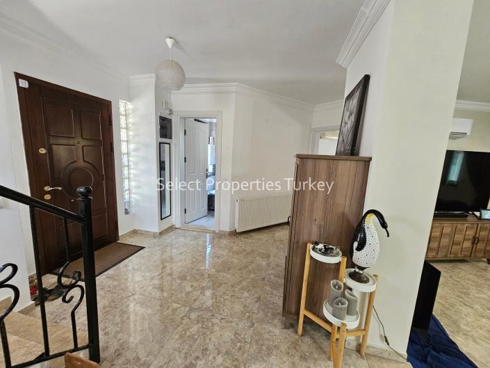 Image No.18-4 Bed Villa for sale