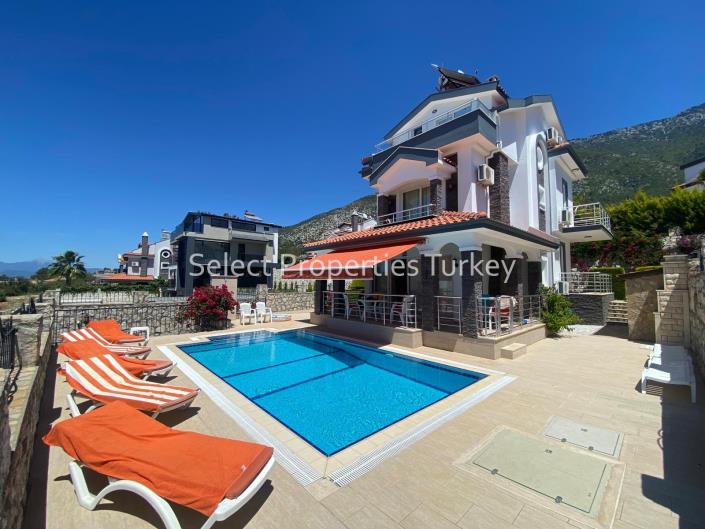 Image No.1-5 Bed Villa for sale