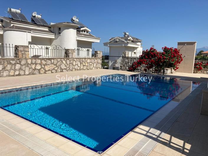 Image No.2-Villa de 5 chambres à vendre à Ovacik