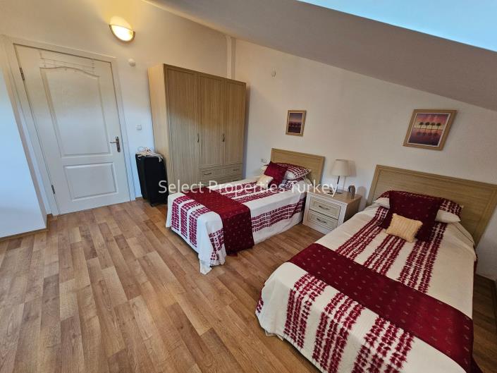 Image No.40-3 Bed Apartment for sale