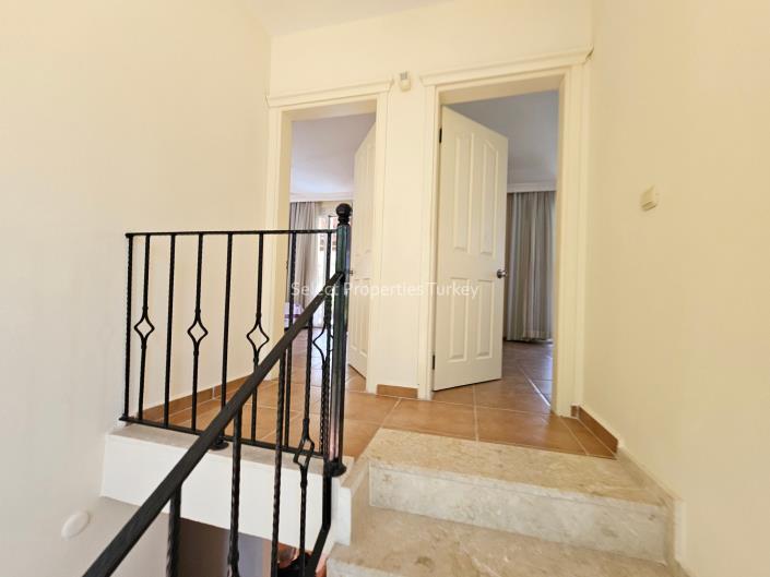 Image No.24-4 Bed Villa for sale