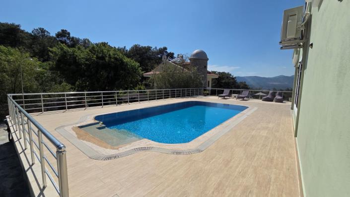 Image No.5-5 Bed Villa for sale