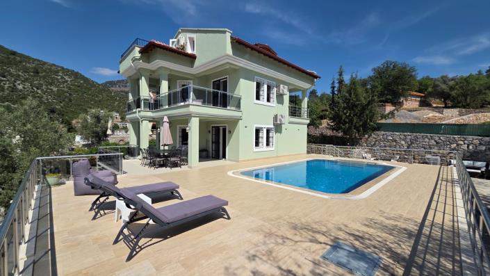 Image No.7-5 Bed Villa for sale