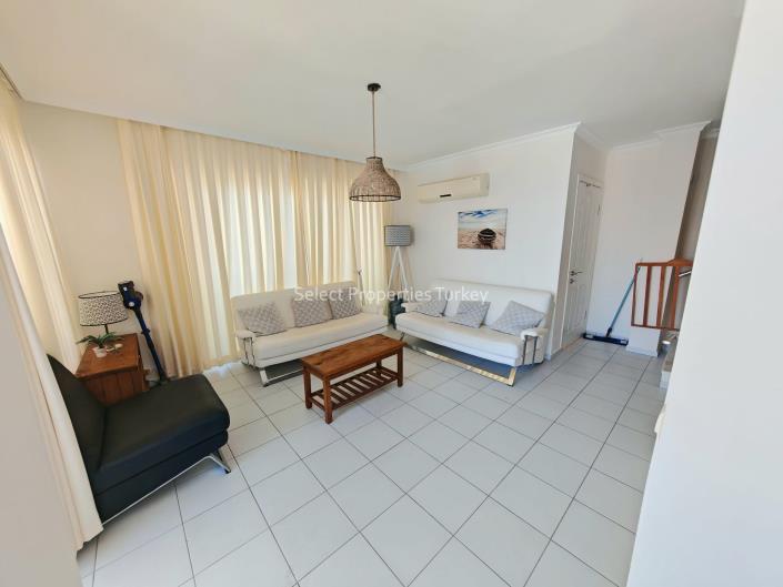 Image No.12-3 Bed Apartment for sale