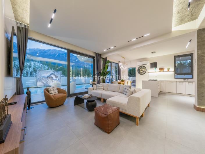 Image No.15-5 Bed Villa / Detached for sale