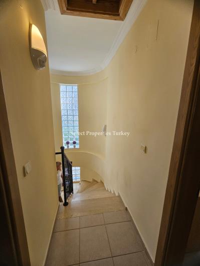 Image No.22-4 Bed Villa for sale