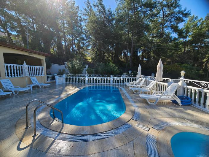 Image No.53-4 Bed Villa for sale