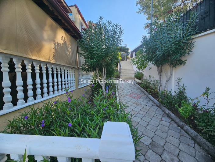 Image No.54-4 Bed Villa for sale