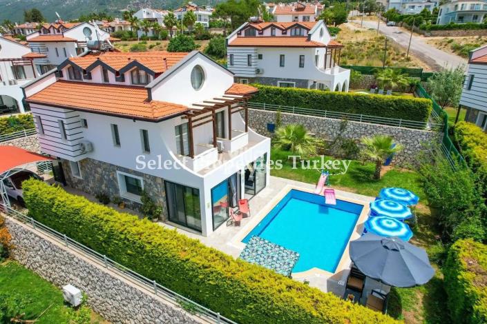 Image No.2-4 Bed Villa / Detached for sale