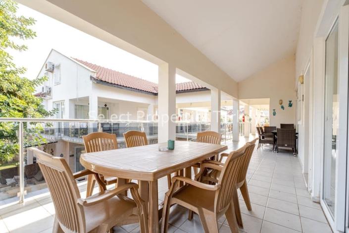 Image No.9-3 Bed Apartment for sale