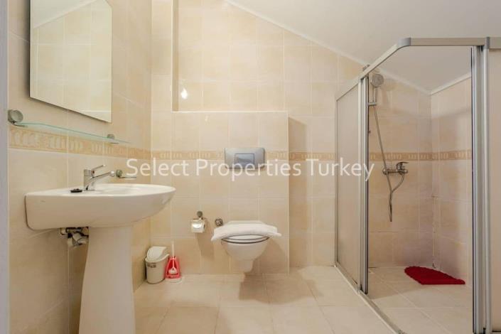 Image No.21-3 Bed Apartment for sale