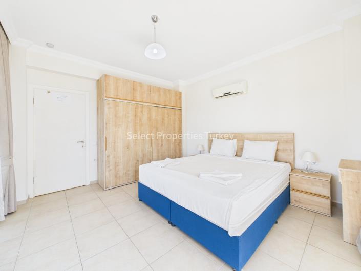 Image No.20-4 Bed Villa / Detached for sale