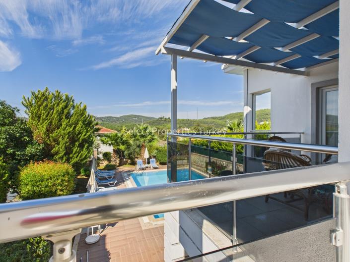 Image No.28-4 Bed Villa / Detached for sale