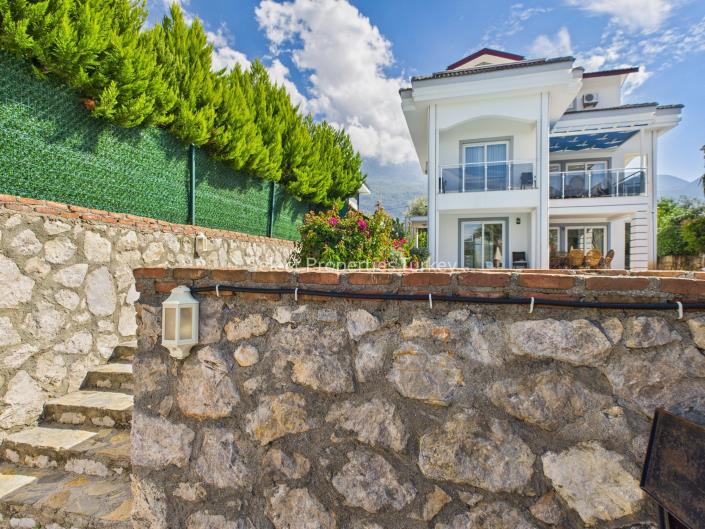 Image No.43-4 Bed Villa / Detached for sale