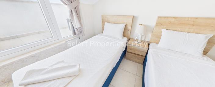 Image No.48-4 Bed Villa / Detached for sale