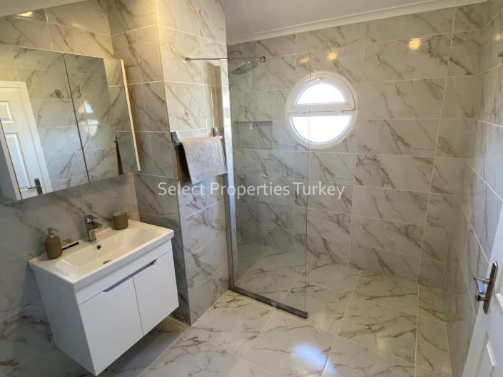 Image No.29-2 Bed Apartment for sale