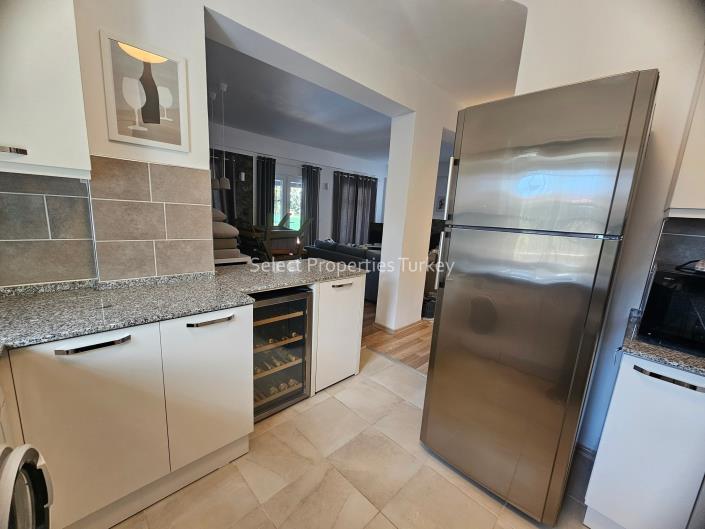 Image No.19-4 Bed Villa for sale