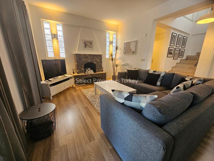 Image No.4-4 Bed Villa for sale