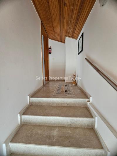 Image No.32-2 Bed Apartment for sale