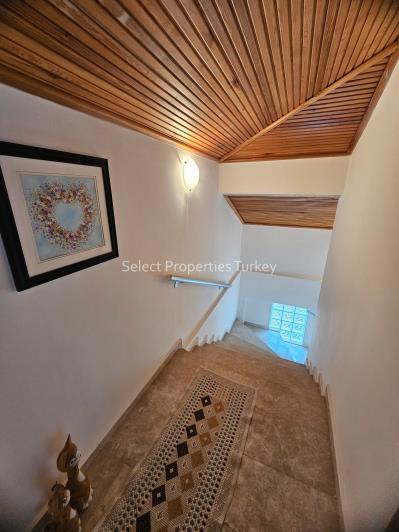 Image No.33-2 Bed Apartment for sale