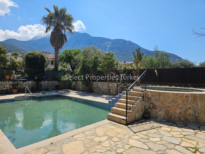 Image No.5-Maison / Villa de 4 chambres à vendre à Ovacik