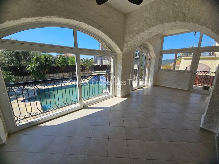 Image No.4-Maison / Villa de 4 chambres à vendre à Ovacik