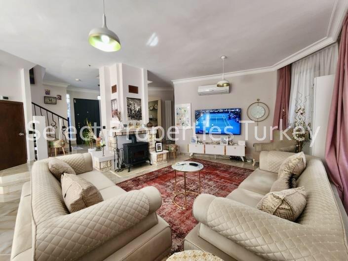 Image No.11-Villa / Détaché de 4 chambres à vendre à Seydiler