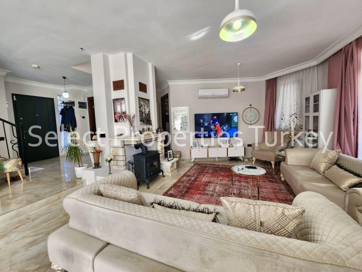 Image No.12-Villa / Détaché de 4 chambres à vendre à Seydiler