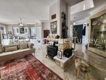 B_Lounge---Kitchen--5-