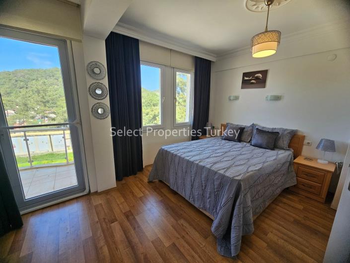 Image No.3-3 Bed Apartment for sale