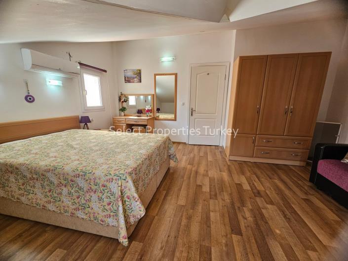 Image No.40-3 Bed Apartment for sale