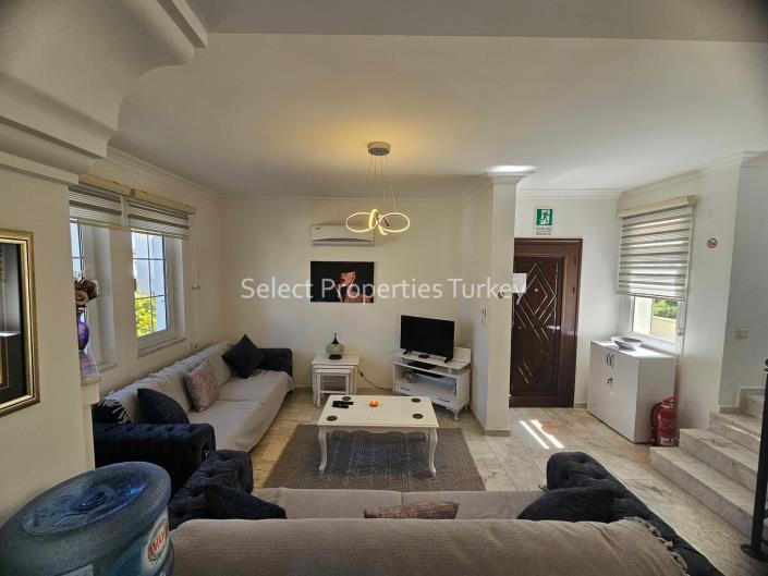 Image No.16-Villa / Détaché de 4 chambres à vendre à Ovacik