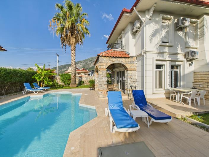 Image No.11-3 Bed Villa / Detached for sale