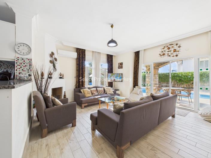 Image No.22-3 Bed Villa / Detached for sale