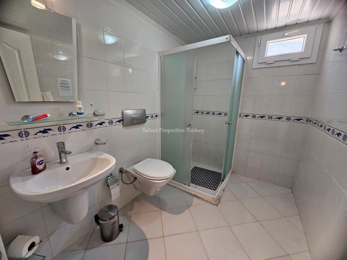 Image No.33-3 Bed Apartment for sale
