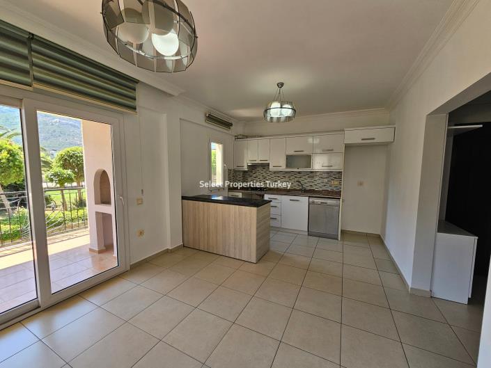 Image No.17-3 Bed Apartment for sale