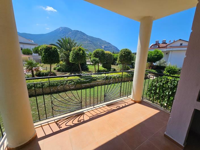 Image No.20-3 Bed Apartment for sale