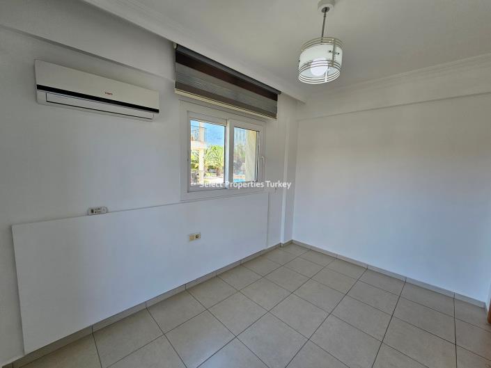 Image No.25-3 Bed Apartment for sale