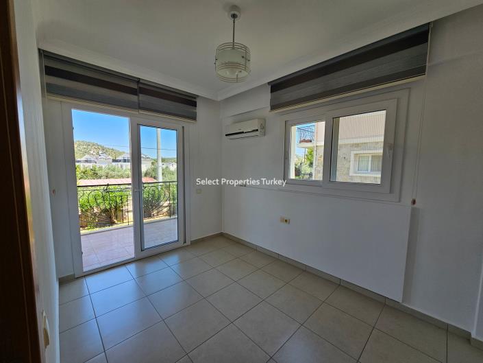 Image No.26-3 Bed Apartment for sale