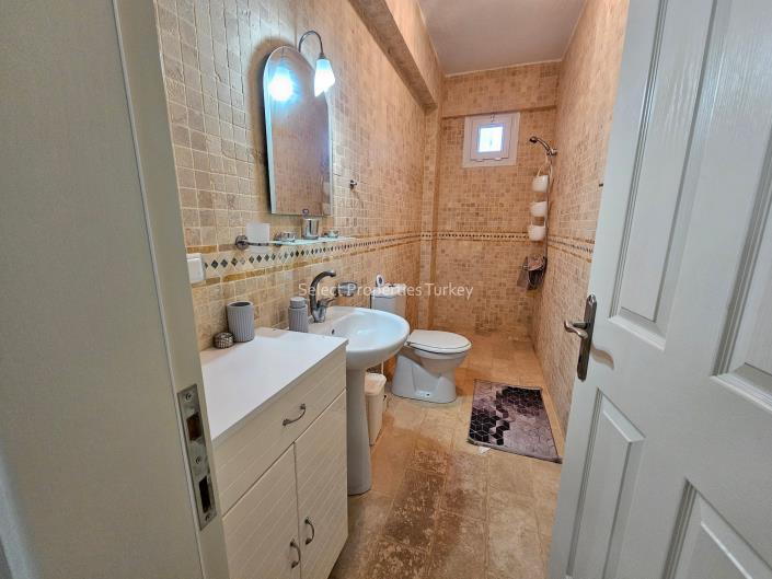 Image No.42-3 Bed Apartment for sale